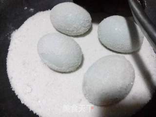 腌制咸鴨蛋的做法 腌制咸鴨蛋怎么做 快樂廚娘心姐的菜譜